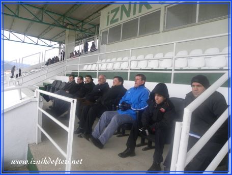 İznik spor Emin Adımlarla (2 1)