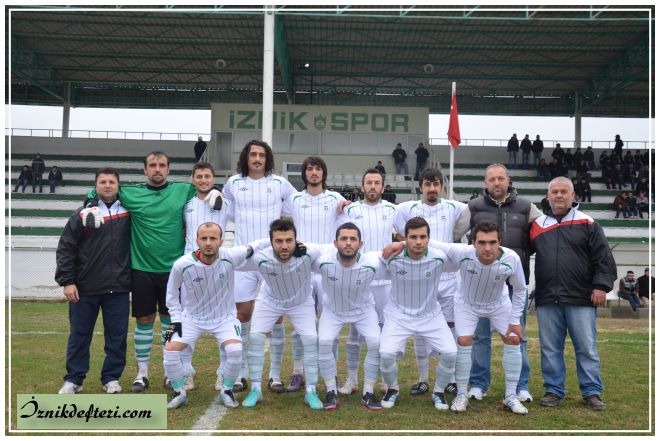 İznik sporda liderlik keyfi devam ediyor