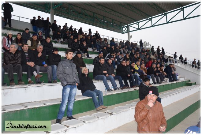 İznik sporda liderlik keyfi devam ediyor