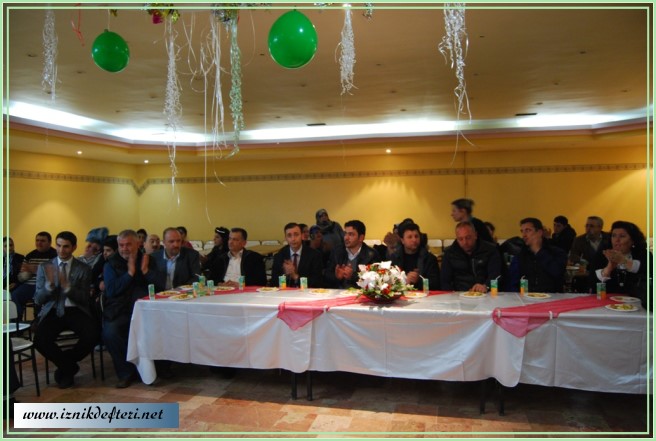 İznik Tayfa Grubundan Eğlence Gecesi