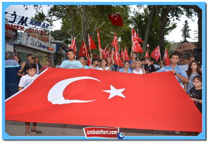 İznik Tek Yürek Teröre Lanet Okudu