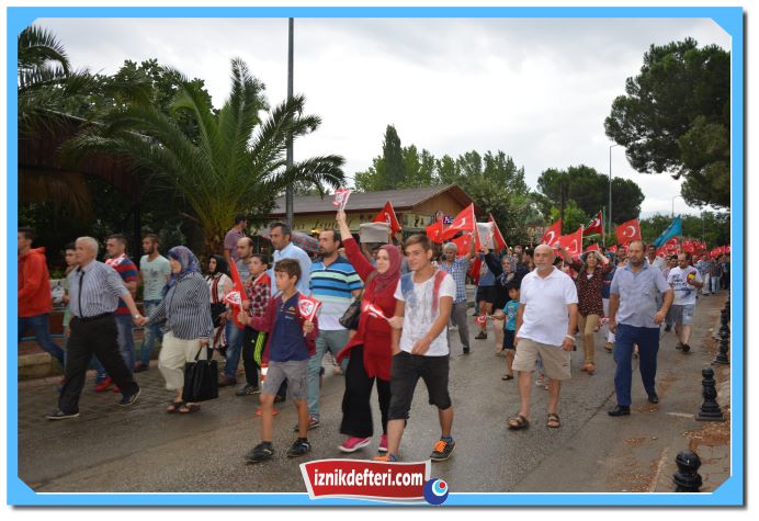 İznik Tek Yürek Teröre Lanet Okudu