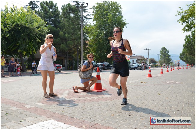 İznik Triatlon Yarışlarını Başarı İle Tamamladı