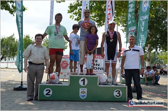 İznik Triatlon Yarışlarını Başarı İle Tamamladı