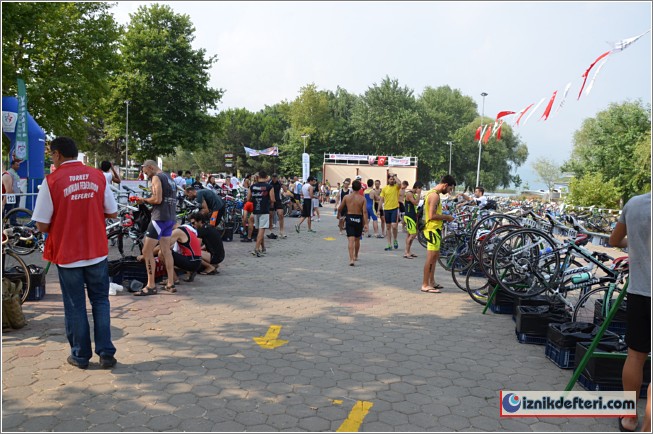 İznik Triatlon Yarışlarını Başarı İle Tamamladı