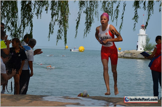 İznik Triatlon Yarışlarını Başarı İle Tamamladı