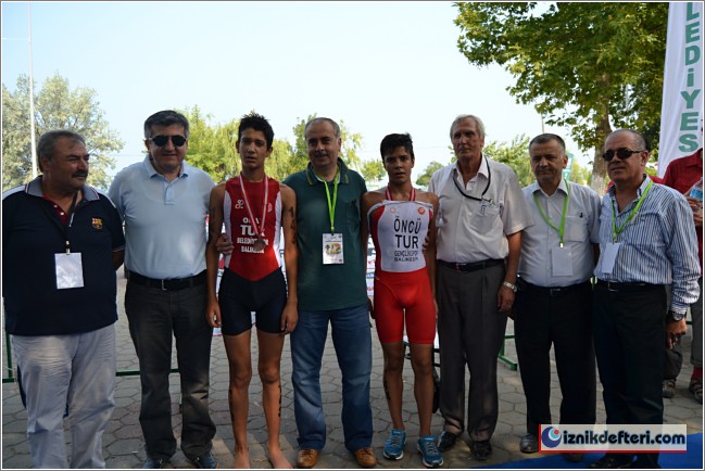 İznik Triatlon Yarışlarını Başarı İle Tamamladı