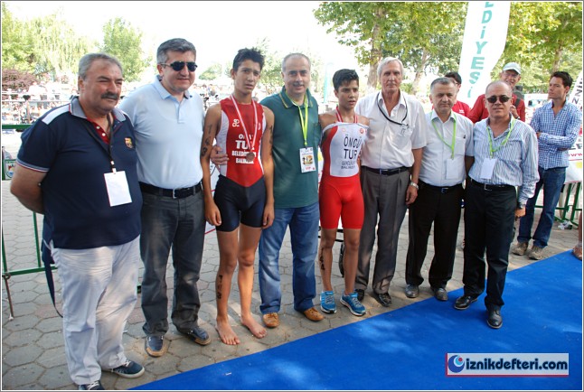İznik Triatlon Yarışlarını Başarı İle Tamamladı