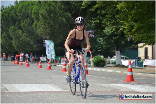 İznik Triatlon Yarışlarını Başarı İle Tamamladı