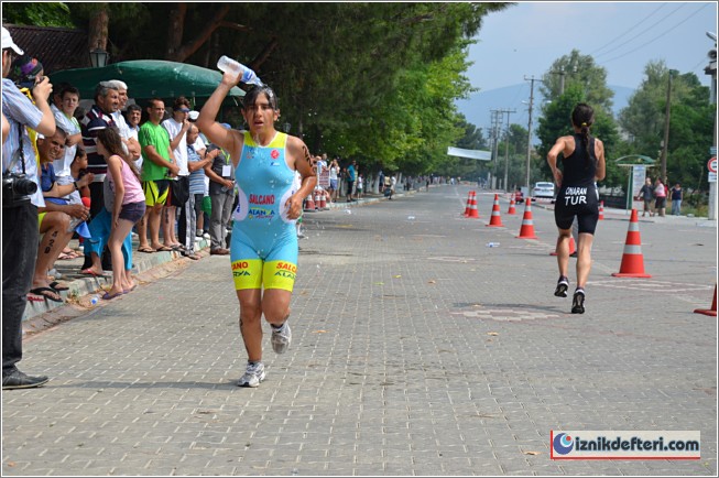 İznik Triatlon Yarışlarını Başarı İle Tamamladı