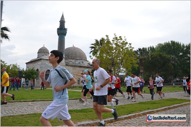 İznik Ultra Maratondan Alnının Akıyla Çıktı