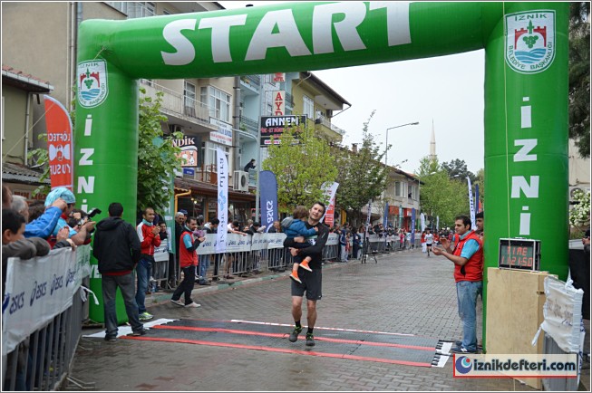 İznik Ultra Maratondan Alnının Akıyla Çıktı