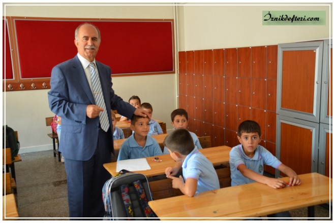 İznik'te Yeni Öğretim Yılı Vali Harput İle Start Aldı