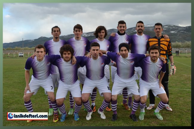 İznikspor 19 Mayıs Gençlikspor Karşılamasına Sarı kartlar Damga Vurdu