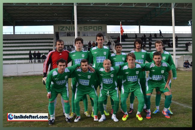 İznikspor 19 Mayıs Gençlikspor Karşılamasına Sarı kartlar Damga Vurdu