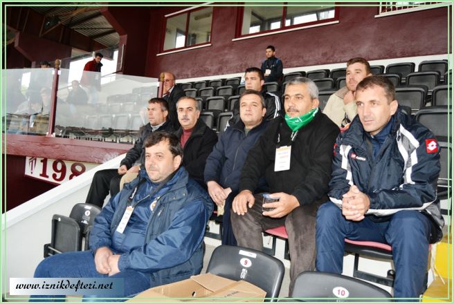 İznikspor Bal Liginin İlk Galibiyetini Aldı