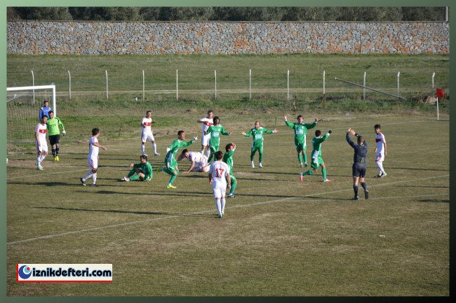 İznikspor Hız Kesti