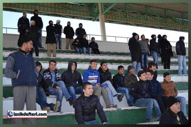 İznikspor Hız Kesti