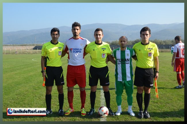 İznikspor İlk Maçına Puanla Başladı