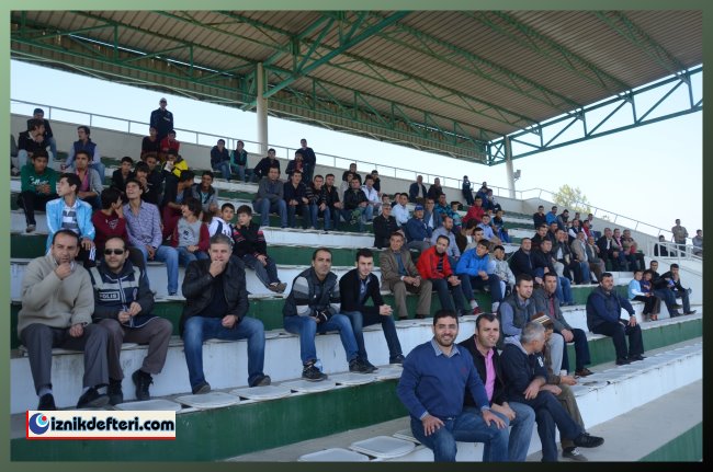 İznikspor İlk Maçına Puanla Başladı