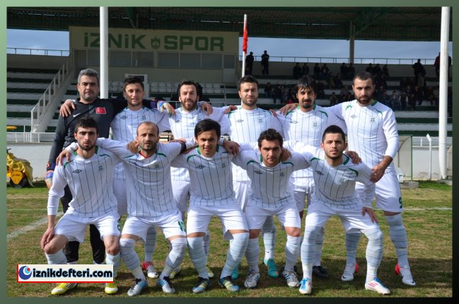İznikspor Kazanmaya Devam Ediyor