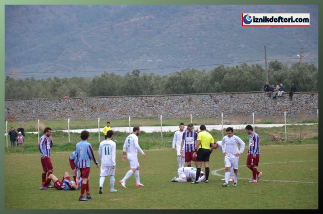 İznikspor Kazanmaya Devam Ediyor