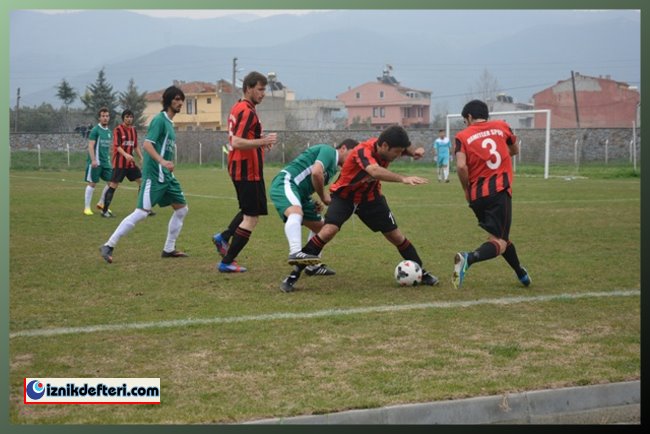 İznikspor  Play-Off&#39u Garantiledi (4-1)