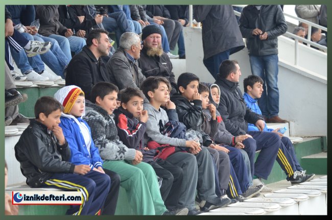 İznikspor Play-Off'u Garantiledi (4-1)