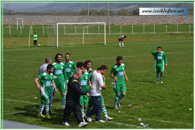 İznikspor Play-Off’a Kaldı