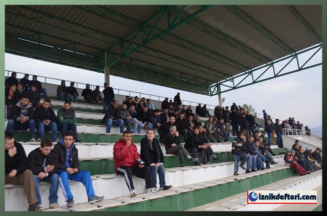 İznikspor, Prestij Maçında  3 Puan Daha Aldı