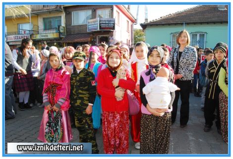 İznikt&#39e Kurtuluş Şenlikleri