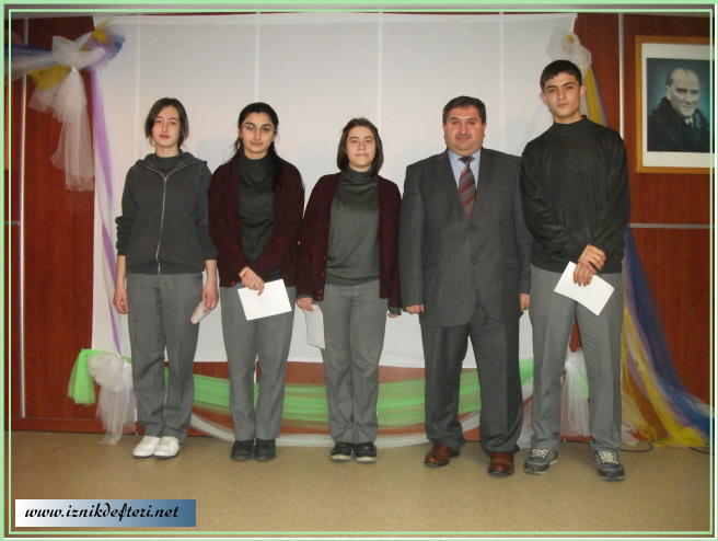 İznik’te Öğrencilere Karneler Dağıtıldı