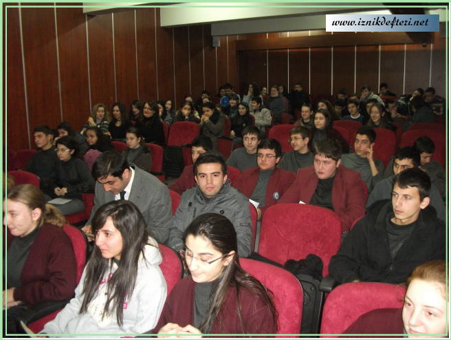 İznik’te Öğrencilere Karneler Dağıtıldı