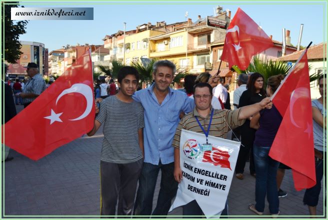 İznik’ten teröre lanet yağdı