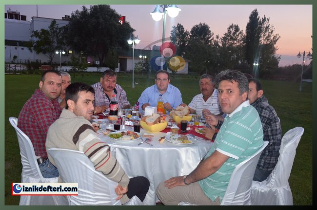İztim İftarda Bir Araya Geldi