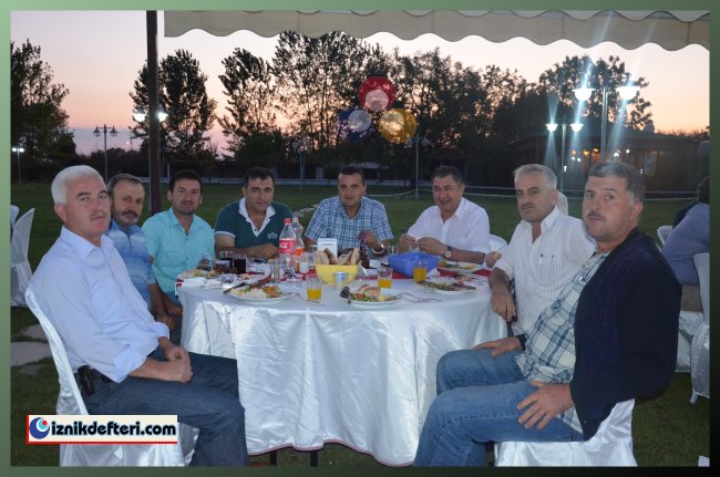 İztim İftarda Bir Araya Geldi