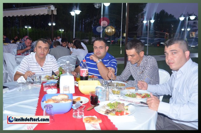 İztim İftarda Bir Araya Geldi