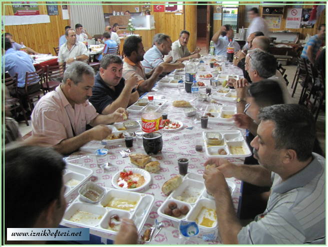 Karadenizlilerden İftar Yemeği