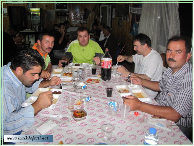 Karadenizlilerden İftar Yemeği