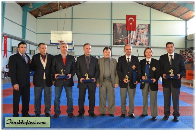 Karateciler İznik'te Ter Attı