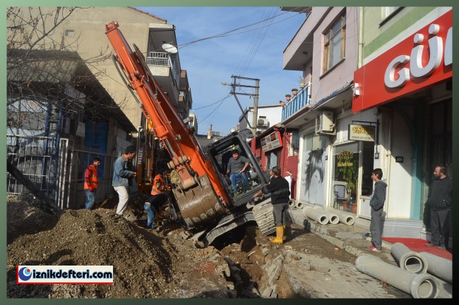 Kendi Kazdığı Kanala Düştü