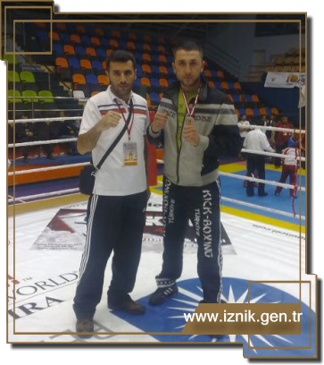 Kick Boks'ta Şampiyon İznik'ten Çıktı