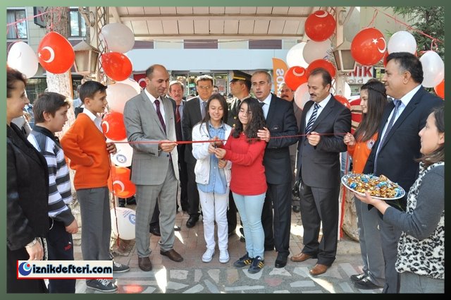 Kılıçaslan Ortaokulu'ndan Cumhuriyete Özel Sergi