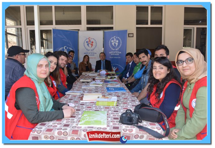 Kıraathaneler Aslına Dönüyor