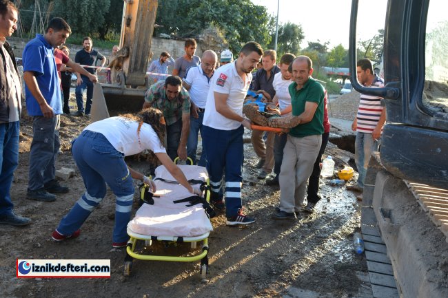 Kırk Dakika Ambulans Bekledi