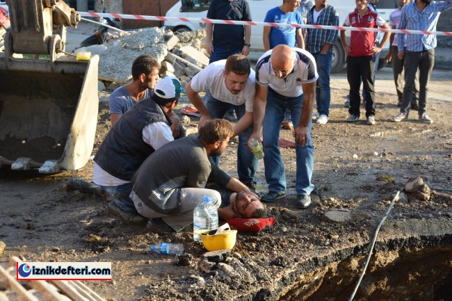 Kırk Dakika Ambulans Bekledi