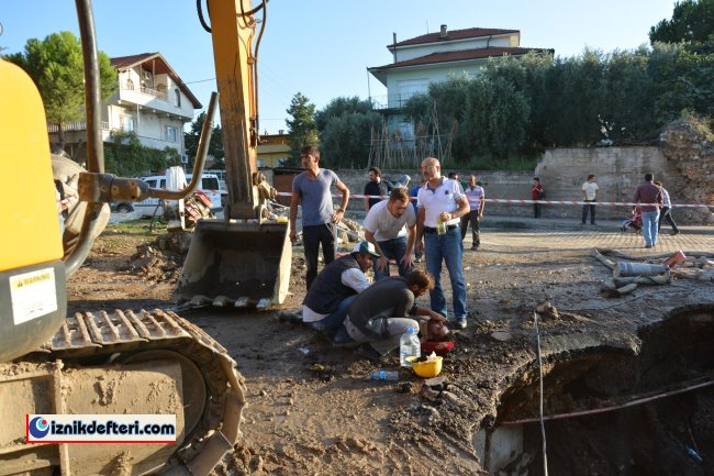Kırk Dakika Ambulans Bekledi