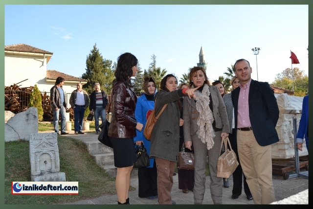 Komutan Eşlerinden İznik'e Kültür Gezisi