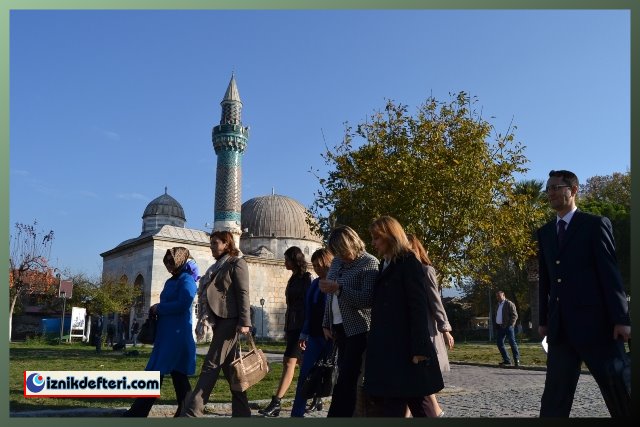 Komutan Eşlerinden İznik'e Kültür Gezisi
