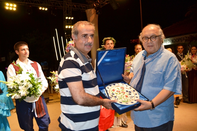 Kraliçe Ukrayna Güzeli Lesia Motsna Oldu